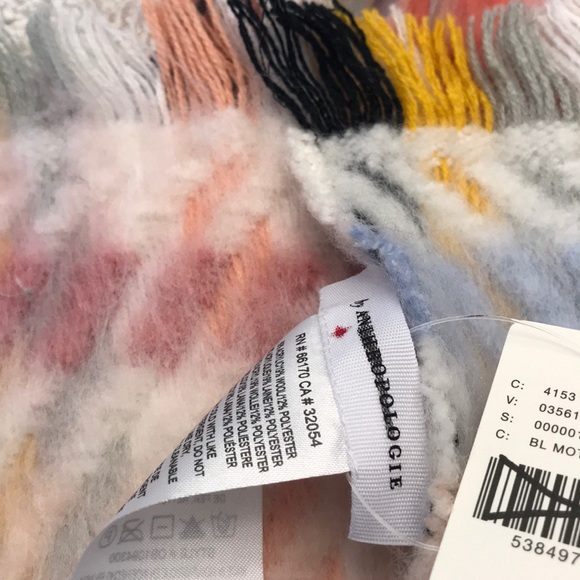 Anthropologie Brooklyn houndstooth soft scarf NWT - Picture 4 of 4